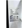Image 3 : SAMSUNG RF18HFENBSR 32"W STAINLESS STEEL DOUBLE DOOR BOTTOM FREEZER REFRIGERATOR