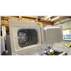 Image 2 : ELECTROLUX MEX731CFS0 27"W STACKING WASHER & DRYER