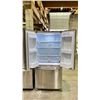 Image 2 : SAMSUNG RF197ACRS 32"W STAINLESS STEEL DOUBLE DOOR BOTTOM FREEZER REFRIGERATOR