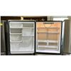 Image 2 : KITCHENAID KBLS22KYSS00 33"W STAINLESS STEEL SINGLE DOOR BOTTOM FREEZER REFRIGERATOR