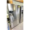 Image 1 : SAMSUNG RF23HCEDBSR 36"W STAINLESS STEEL DOUBLE DOOR BOTTOM FREEZER REFRIGERATOR