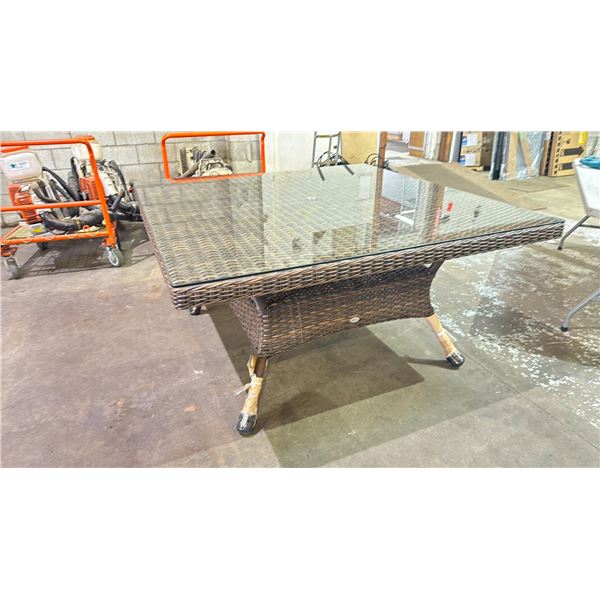 *NEW IN BOX* RATANA HAVANA CLUB 60" X 60" X 30" SQUARE GLASS TOP PATIO TABLE
