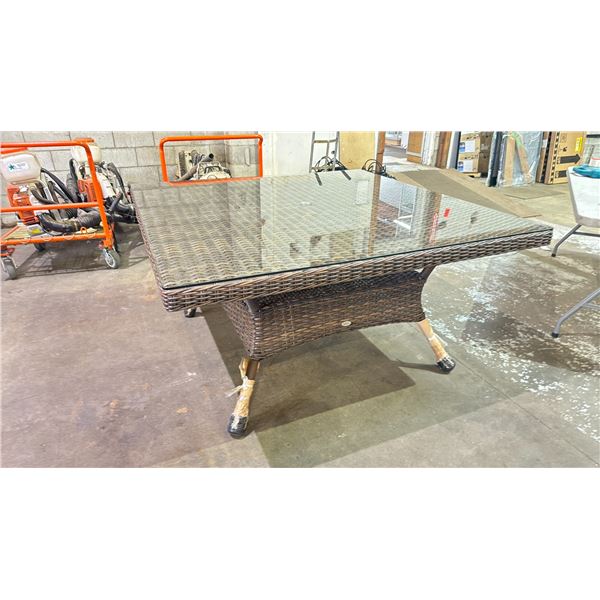 *NEW IN BOX* RATANA HAVANA CLUB 60" X 60" X 30" SQUARE GLASS TOP PATIO TABLE