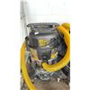 Image 2 : 3 ASSORTED DEWALT WET/DRY VACUUMS (UNKNOWN WORKING CONDITION, MAY BE MISSING PIECES)