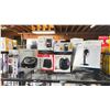 Image 1 : SMALL APPLIANCES INCLUDING OSCILLATING TABLE FAN, 2 SLICE TOASTER, COOL MIST HUMIDIFIER, 5 CUP