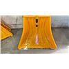 Image 2 : ERA GROUP 24"W SNOW SHOVEL