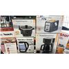 Image 4 : SMALL APPLIANCES INCLUDING 10 CUP RICE COOKER, GLASS ELECTRIC KETTLE, BLENDER WITH TRAVEL JAR,