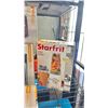 Image 5 : SMALL APPLIANCES INCLUDING 10 CUP RICE COOKER, GLASS ELECTRIC KETTLE, BLENDER WITH TRAVEL JAR,