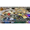 Image 2 : BAG OF GLOVES, ASSORTED GAUGES, C CLAMPS & MORE