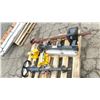 Image 2 : PALLET OF TIRE CHALKS, STEERING WHEEL WITH COLUMN, RATCHET WINCH & MORE