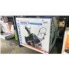 Image 2 : SNOEJOE 18" 15A ELECTRIC SNOW THROWER WITH LED LIGHT & A 10" CLEARING DEPTH