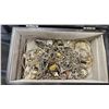 Image 4 : JEWELRY BOX WITH ASSORTED JEWELRY CONTENTS
