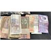 Image 3 : BAG OF ASSORTED WORLD CURRENCY