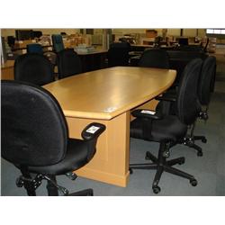 Maple Traditional 8-ft Boardroom Table