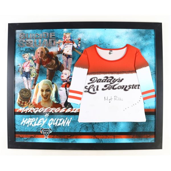 MARGOT ROBBIE SIGNED AND DISPLAYED SHIRT BECKETT COA