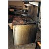Image 8 : Southbend 6-Burner Gas Range & Oven w/ Hood