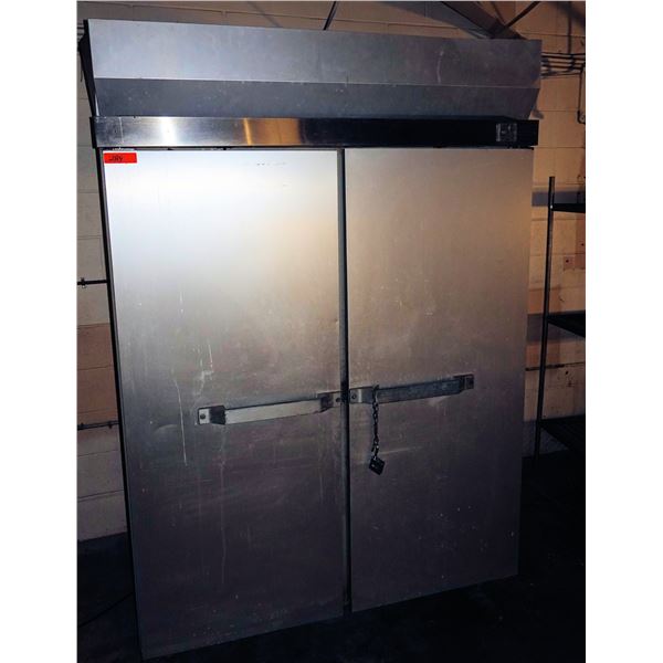 Hobart Q2 Reach-In 2-Door Refrigerator