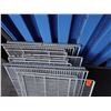 Image 2 : Multiple Metal Racks 26" x 22"