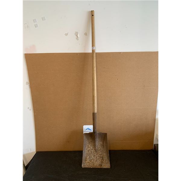 Flat Shovel