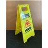 Image 1 : Caution Wet Floor Stand