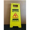 Image 2 : Caution Wet Floor Stand