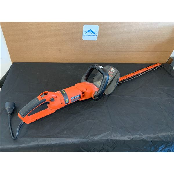 Black And Decker Hedge Trimmer Rotating Handle Working
