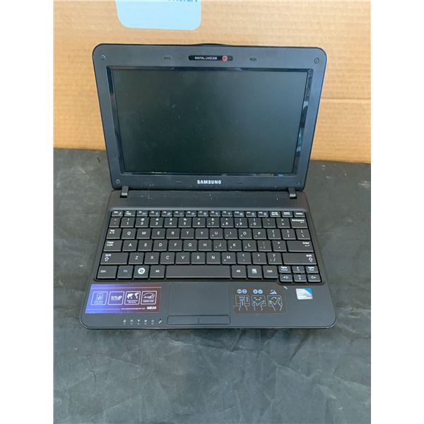 Samsung Notebook Laptop (Mini Laptop)