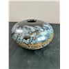 Image 1 : Ornate Glass Vessel