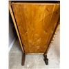 Image 8 : The Honderich Cedar Chest