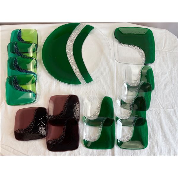 Art Glass Dish Set