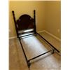 Image 1 : Twin Headboard and Bedframe