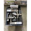 Image 2 : 6 TAYMOR DOOR HADLE SETS