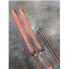 Image 2 : ANTIQUE CROSS COUNTRY SKIS AND POLES WITH SLED