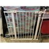 Image 1 : BABY GATE