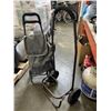 Image 3 : TWO PERSONAL SHOPPING CARTS