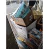 Image 2 : PALLET OF ABANDONED AUCTION ITEMS