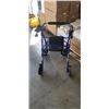 Image 2 : MOBILITY WALKER