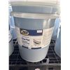 Image 1 : ZEP CLEAR VUE DRYING AGENT, 5 GALLON