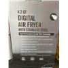 Image 2 : BELLAPRO 4L AIR FRYER - TESTED WORKING, RETAIL $199