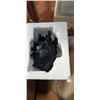 Image 2 : 2 BLACK HEART VASES, LED TABLE LAMP, MINI HANDHELD SEWING MACHINE, ETC
