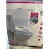 Image 2 : RAISED TOILET SEAT WITH BIDET