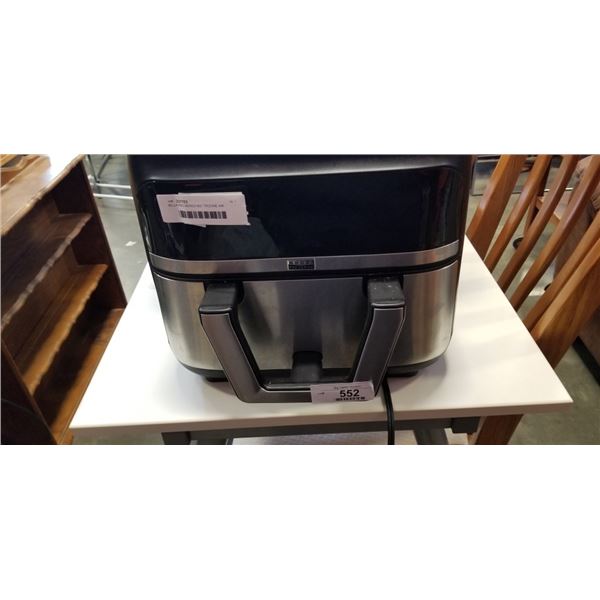 BELLA PRO SERIES 9QT TRIZONE AIR FRYER WITH TOUCHSCREEN