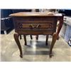 Image 2 : ANTIQUE NIGHT STAND,2  QUEEN ANNE ENDTABLES