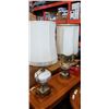 Image 1 : 2 LAMPS