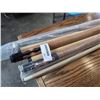 Image 2 : 3 POOL CUES