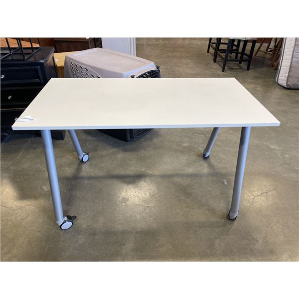 WHITE ROLLING TABLE