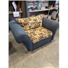 Image 1 : TWO TONE CHAIR AND A HALF