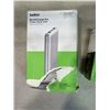 Image 3 : BELKIN BOOST CHARGE PRO UNIVERSAL EASY ALIGN WIRELESS CHARGING PAD 15W AND 20K POWER BANK