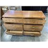 Image 2 : KNECHEL HOMEWOOD FURNITURE 8 DRAWER DRESSER