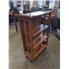 Image 2 : VINTAGE MAPLE DISPLAY SHELF